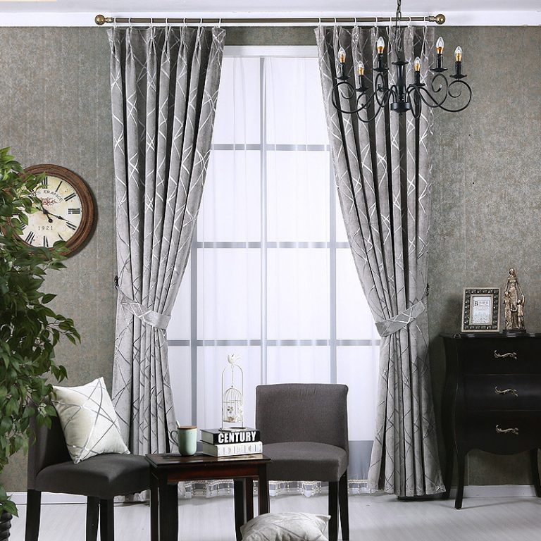 Modern Light Luxury Living Room Chenille Blackout Curtains e545cb3a-0868-420b-a126-5f74b2806355.jpg